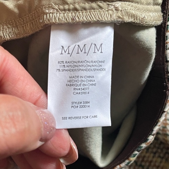 Cabi Plaid Past Time  Women's Skirt - Picture 8 of 9